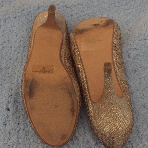 Heels - Picture 4 of 4